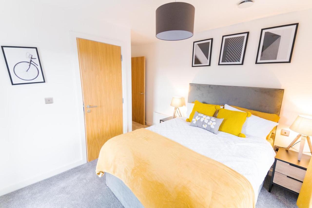 Exquisite Cosy 2-Bed Apartment In Salford Manchester Buitenkant foto