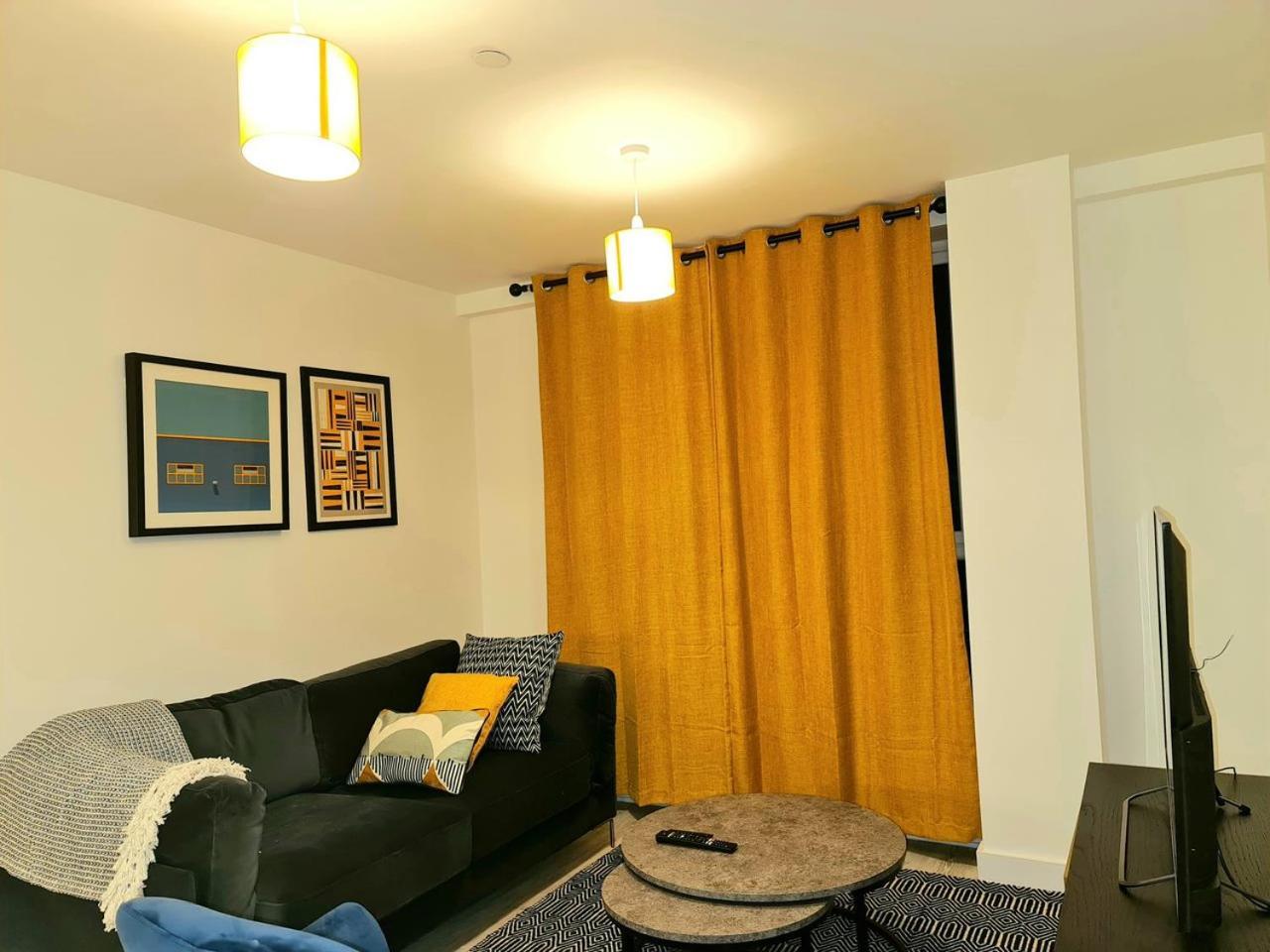 Exquisite Cosy 2-Bed Apartment In Salford Manchester Buitenkant foto